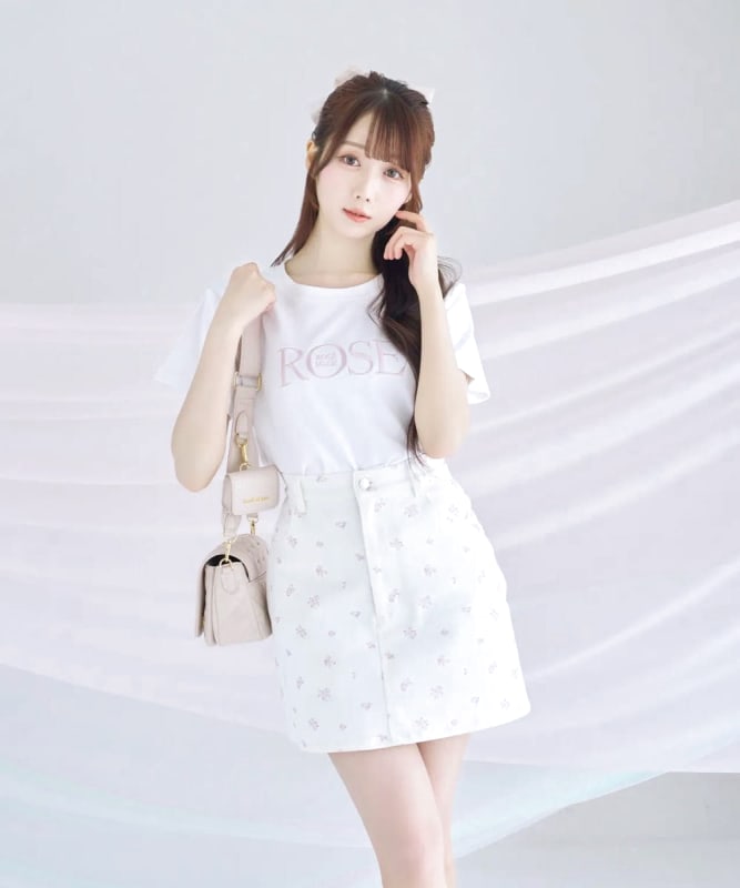 Basic Logo Emb T-Shirt Rose Muse Mirinya Ikolove Sheer