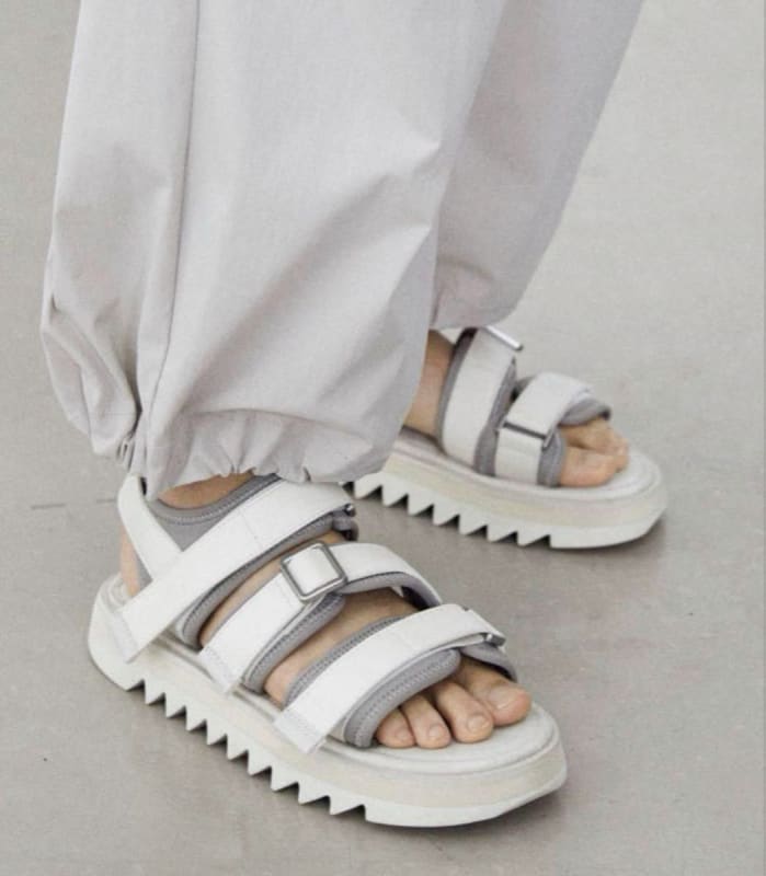 WYM Lidnm Shark Sole Sandal