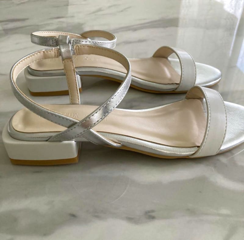 Precieux Jouet Sandals