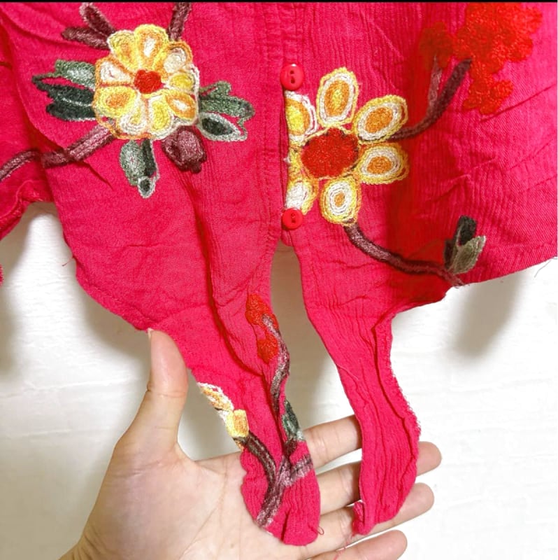 LIV Los Angeles Floral Embroidery Short Sleeve Shirt S Size