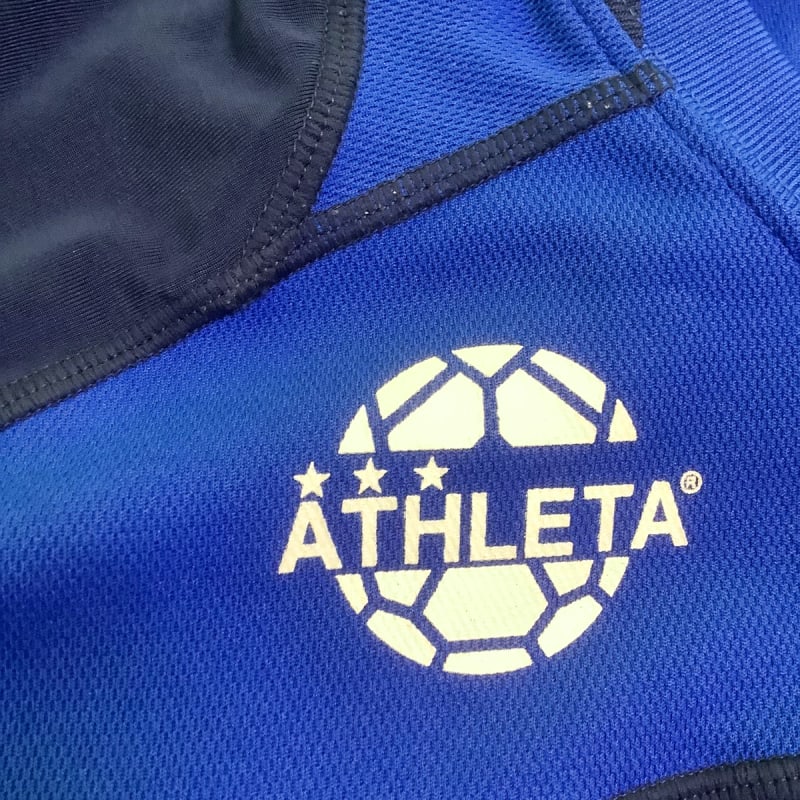 Athleta Soccer Short Sleeve T-Shirt Size L Polyester