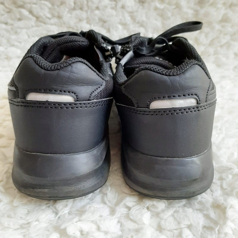 Asics Sneakers Black 24cm with Zipper