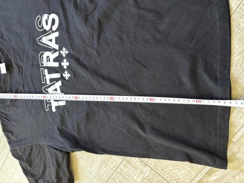 T-Shirt Size L