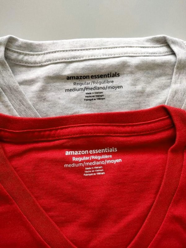Men's Short Sleeve V-Neck T-Shirt Size L (2 Pack)