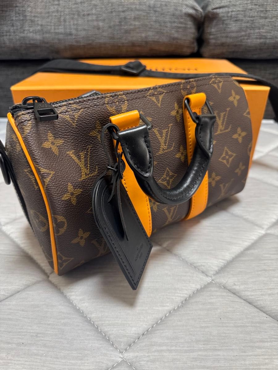 Louis Vuitton Keepall Bandouli re 25 Mini Boston Shoulder Bag