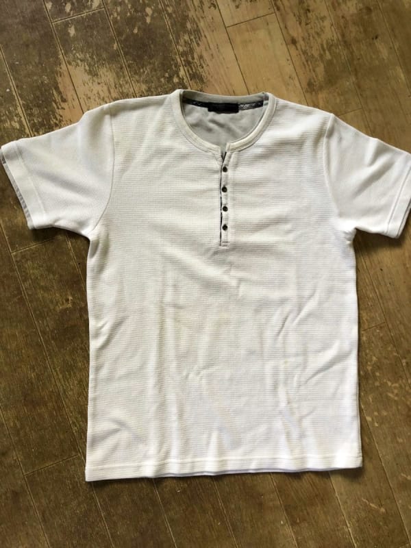 Henley Neck T-Shirt White Size L