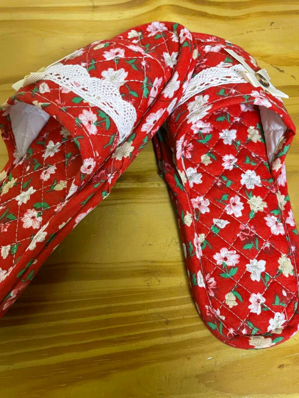 Room Shoes Home Slippers 2-Pair Set Red Floral Pattern