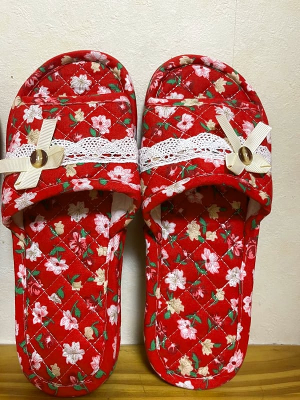 Room Shoes Home Slippers 2-Pair Set Red Floral Pattern
