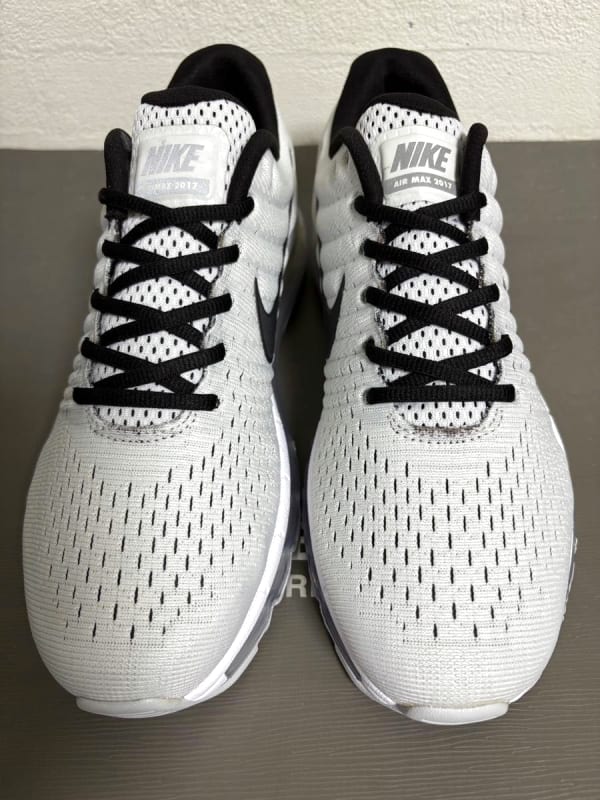 Nike Air Max 2017 White Black 27cm Excellent Condition