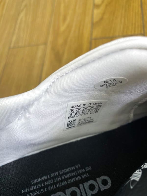 Adidas Originals OZWEEGO Celox 27cm New