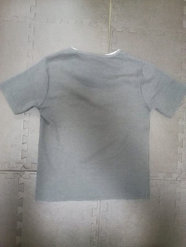 Short Sleeve Design Shirt Size M Gray