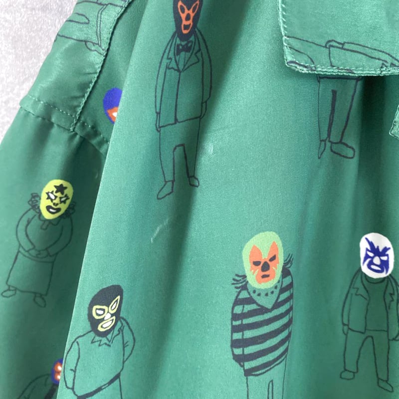 Graniph Mask Man Pattern Shirt Open Collar Size S