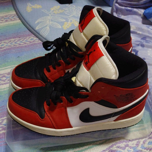 Nike Air Jordan 1 Mid Chicago Black Toe 27cm