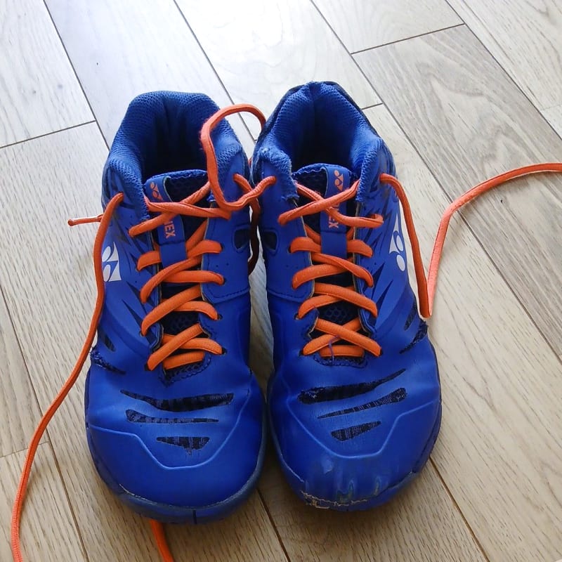 YONEX Power Cushion 840 Mid Badminton Shoes 24.5cm