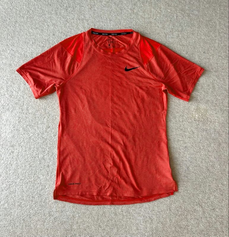 Nike Sports Short Sleeve T-Shirt Size L