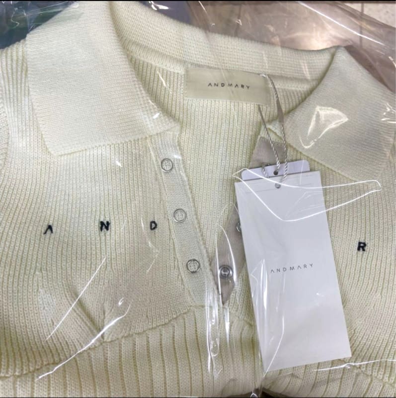 Andmary Lindsay Logo Tops Ivory