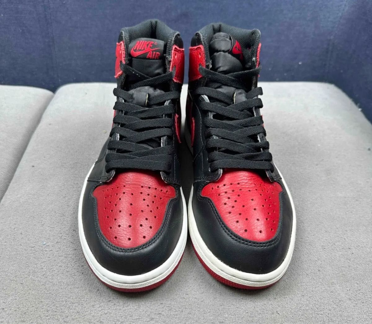 Nike Air Jordan 1 Retro High OG Bred Banned (2016)