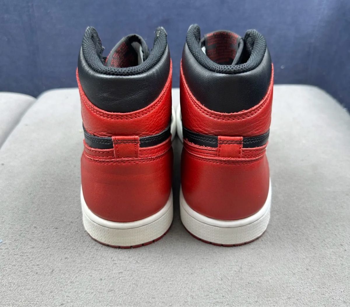 Nike Air Jordan 1 Retro High OG Bred Banned (2016)