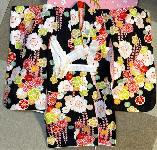 Shichi-Go-San Kimono Set for Girls 3 Years