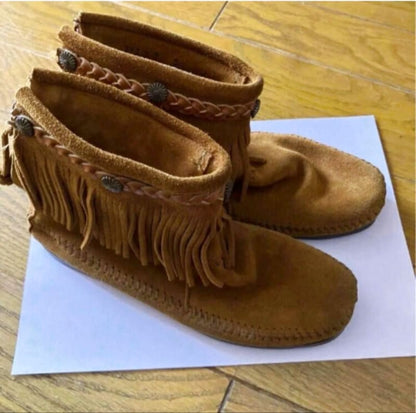 Minnetonka Short Boots Size 7