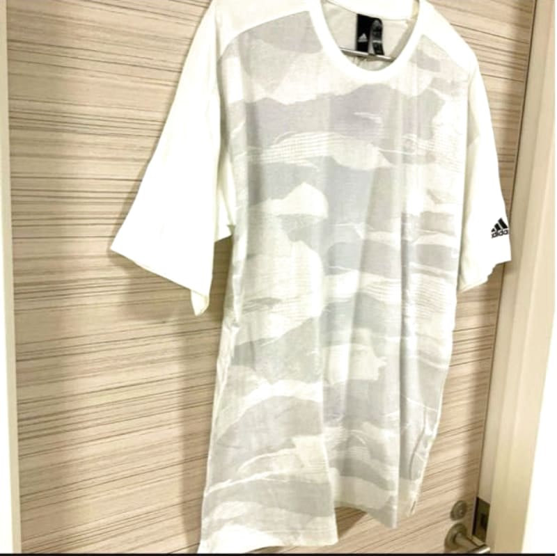 New Adidas Relaxed Fit T-Shirt 2XL