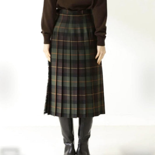 O Neil of Dublin Middle Kilt Skirt in Derrycnw Size 8