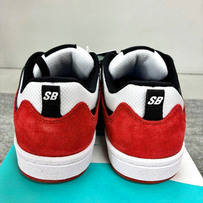 Nike Women's Skate Sneakers NIKE SB 24