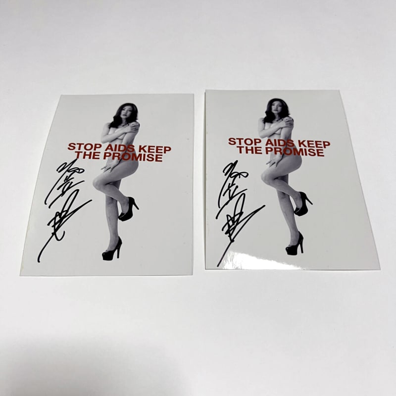 Minori Hatsune Autographed Card L Size RED RIBBON T-SHIRTS