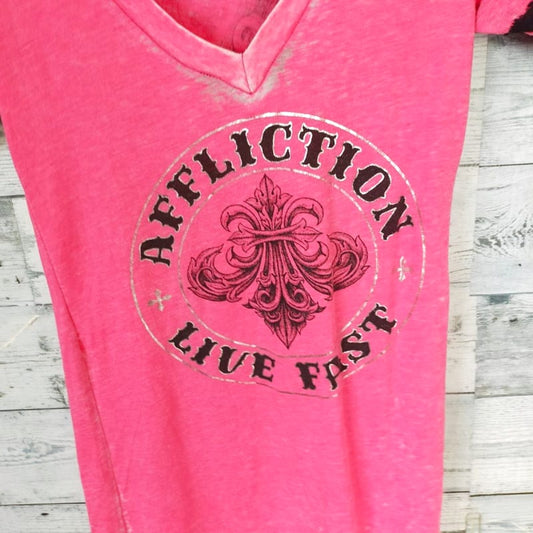 Printed V-Neck T-Shirt Size S