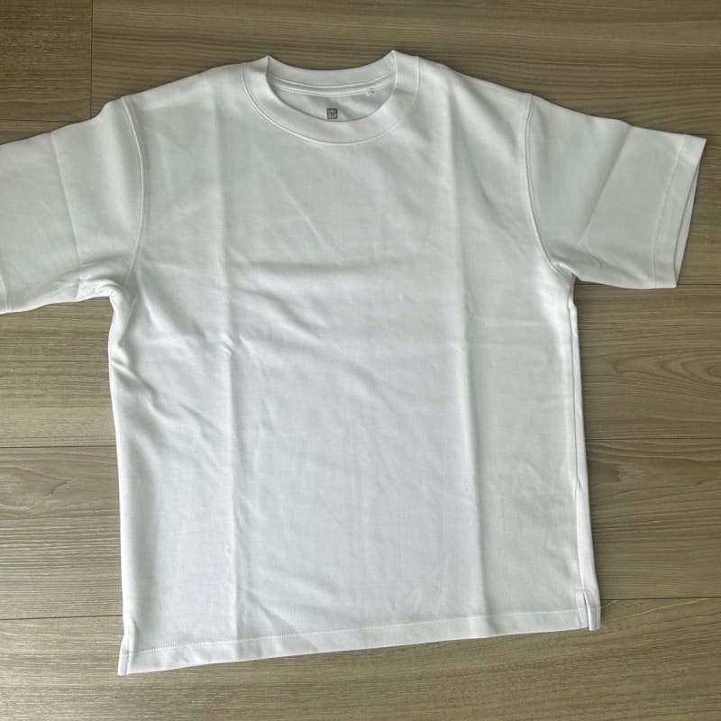 UNIQLO T-Shirt Set of 2 Size 140