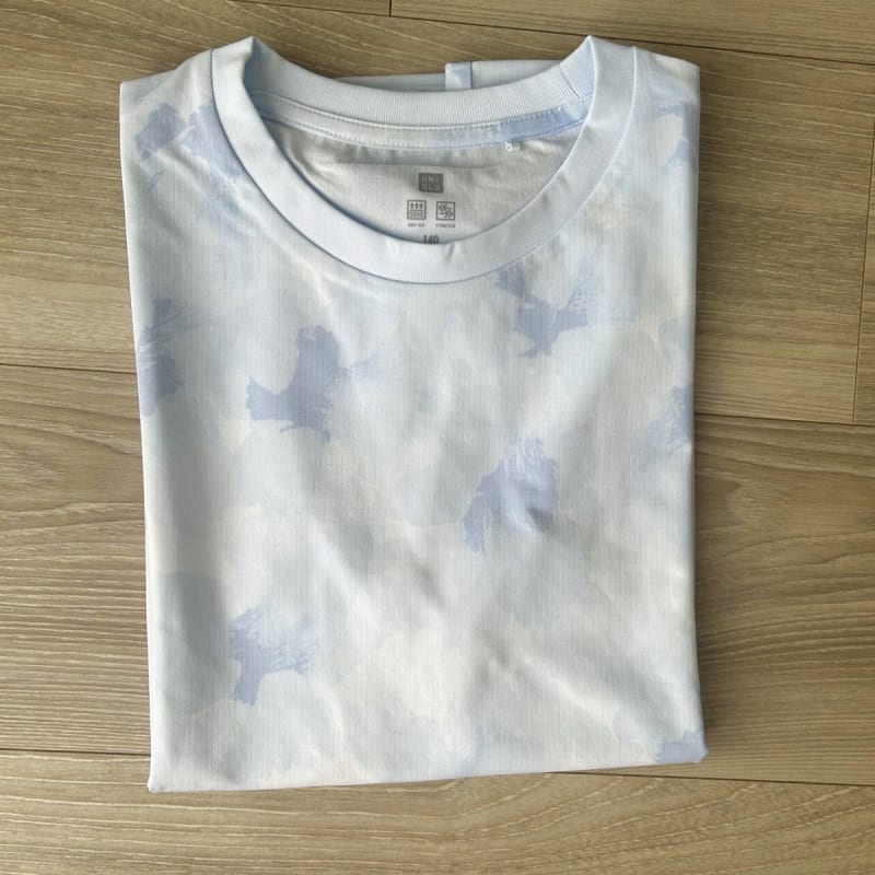 UNIQLO T-Shirt Set of 2 Size 140