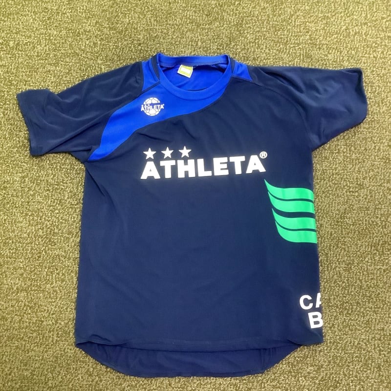 Athleta Soccer Short Sleeve T-Shirt Size L Polyester