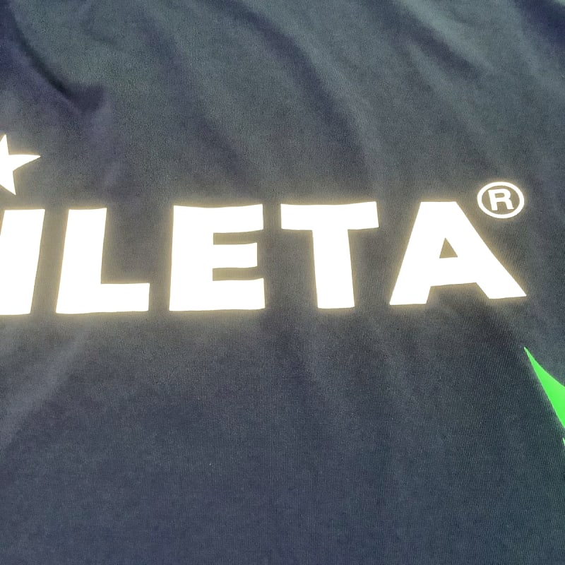 Athleta Soccer Short Sleeve T-Shirt Size L Polyester