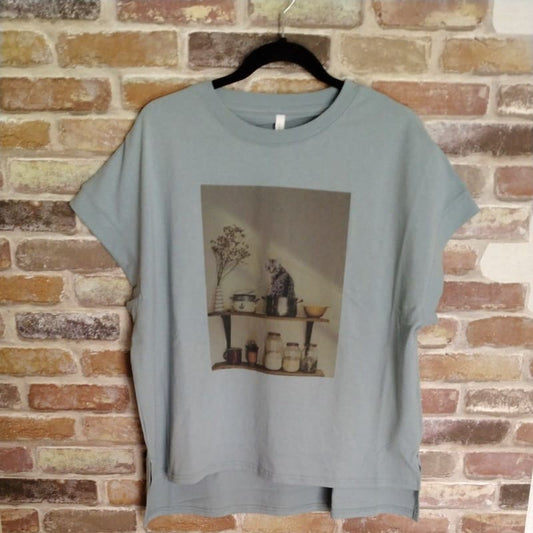 Cat and Goods Print T-Shirt Green