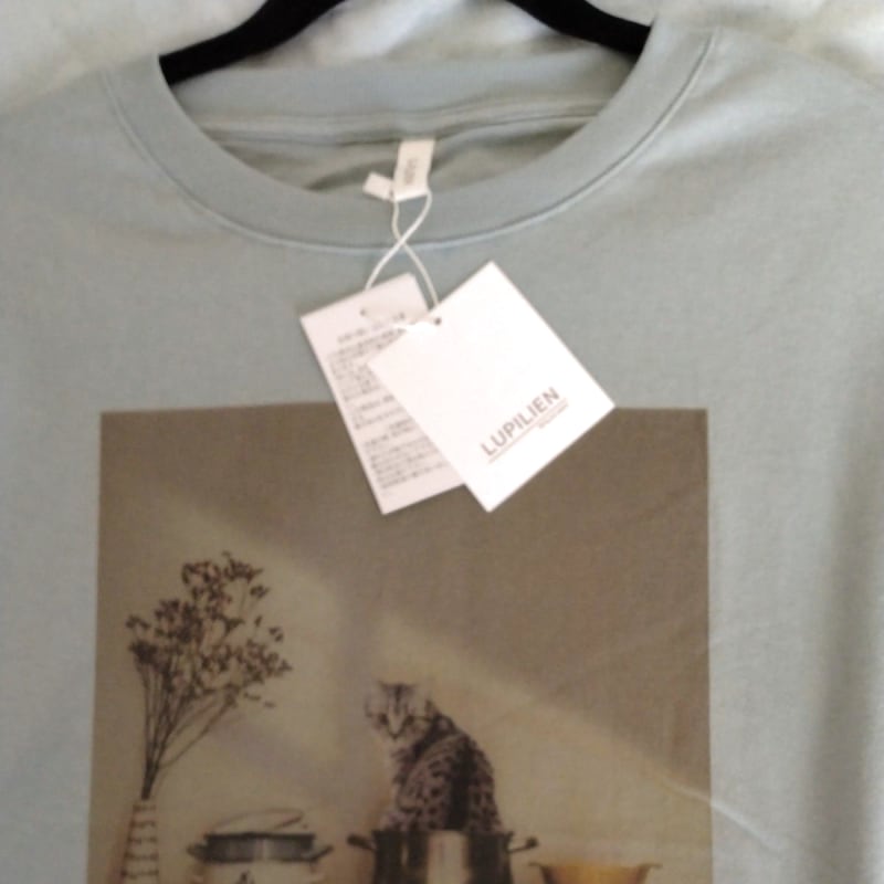 Cat and Goods Print T-Shirt Green