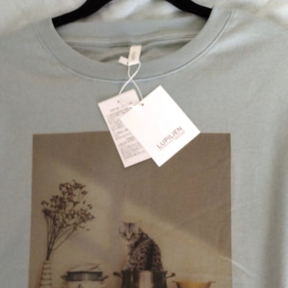Cat and Goods Print T-Shirt Green