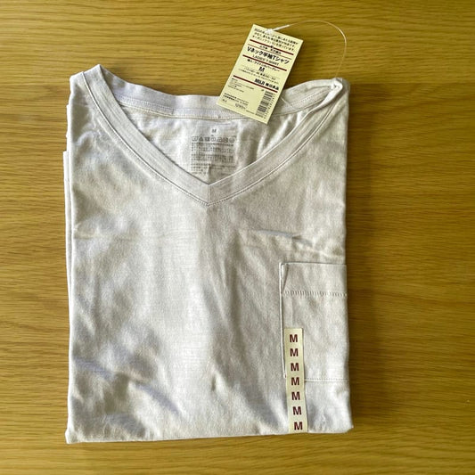 Muji V-Neck Short Sleeve T-Shirt M