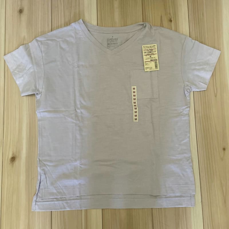 Muji V-Neck Short Sleeve T-Shirt M