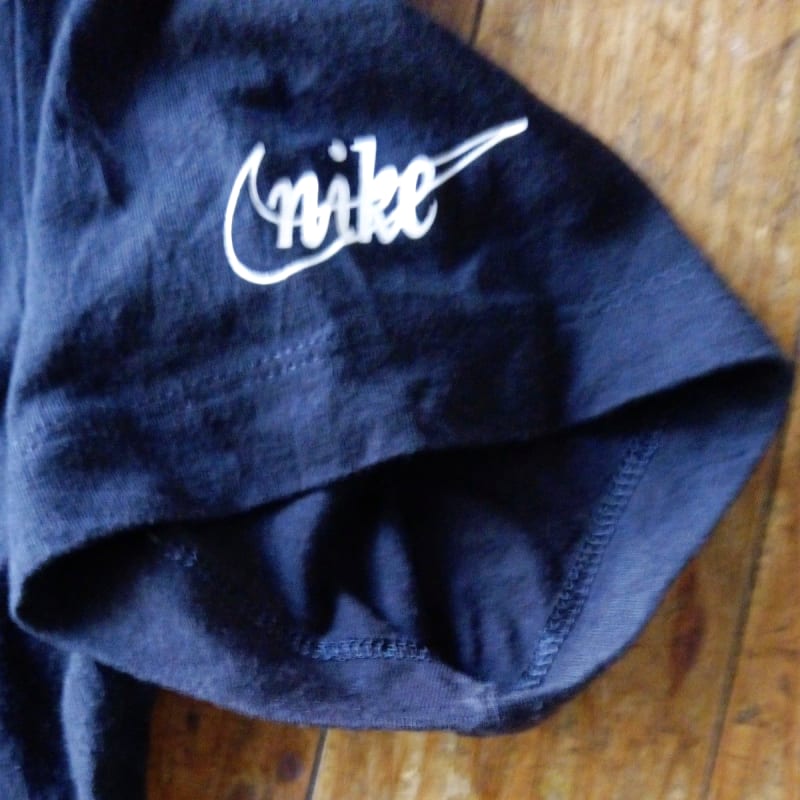 US Vintage Nike Black Short Sleeve Printed T-Shirt