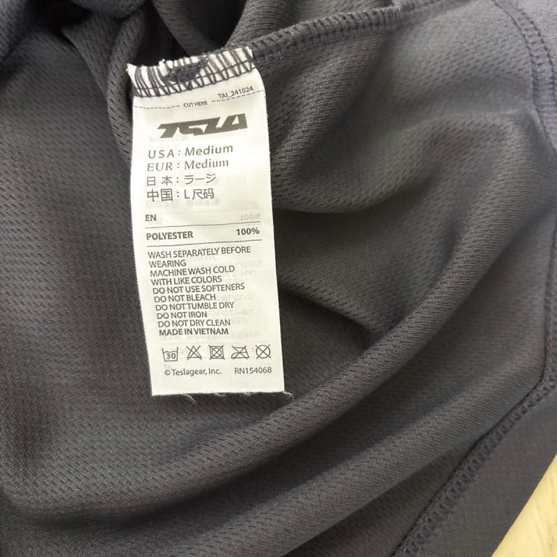 T-Shirt Size L Black