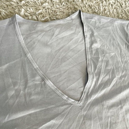 Uniqlo Gray AIRism Short Sleeve T-Shirt for Men XL