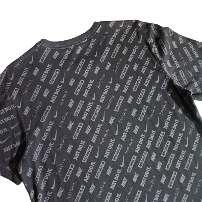 Nike All-Over Print T-Shirt M Black