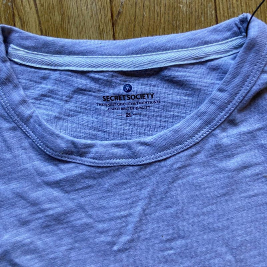 Gentlemen's T-Shirt New Tag Attached 2L Size