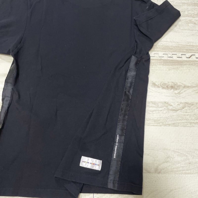 Uniform Experiment T-Shirt Black