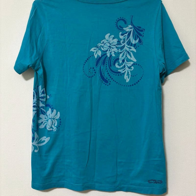 Crazy Shirts V-Neck T-Shirt Floral Turquoise Green
