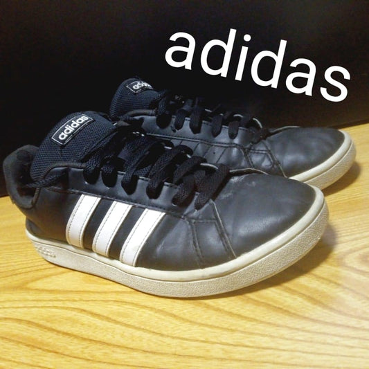 Bundle of 3 Shoes Including NIKE and Adidas Winter Boots