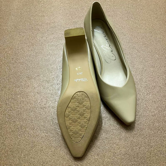 Climbs Pumps Beige Pointed Toe 24.5cm