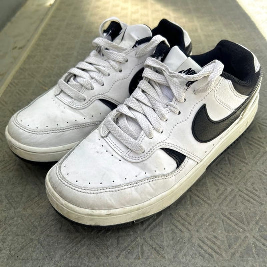 Nike Gamma Force White/Black 24.0cm