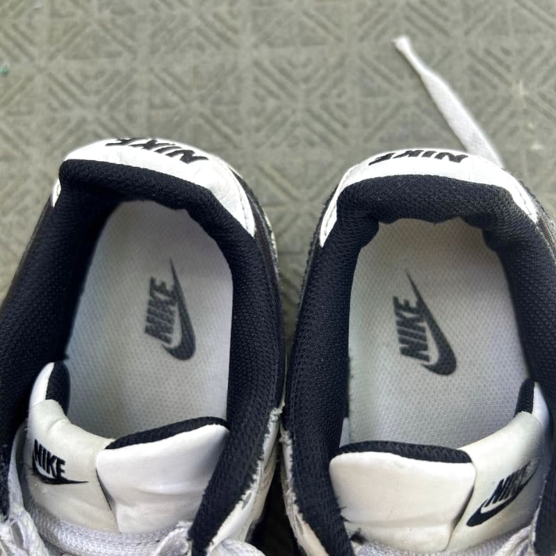 Nike Gamma Force White/Black 24.0cm