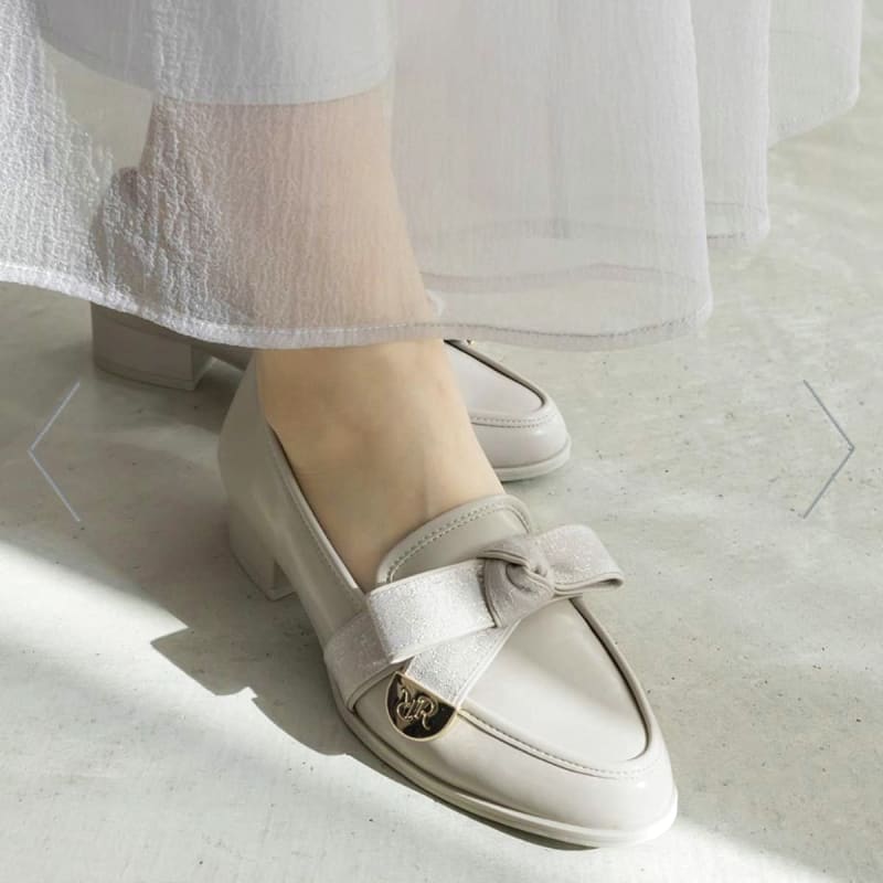 Randa Monogram Ribbon Loafers Gray LL